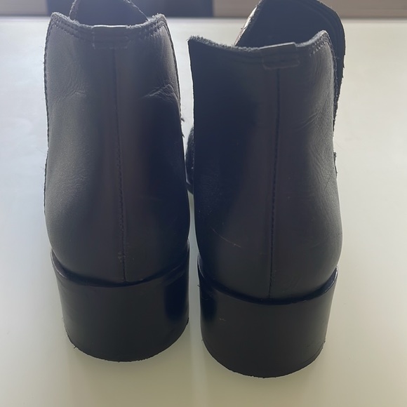 Kaanas black ankle boots- WORN TWICE - Picture 4 of 10
